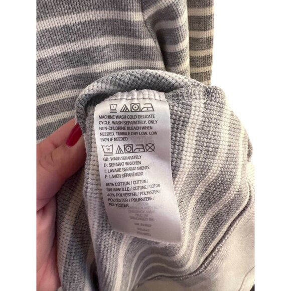 D&Co Active Gray & White Striped Cowl Neck Pullover Top Women's Size 1x - Picture 5 of 6